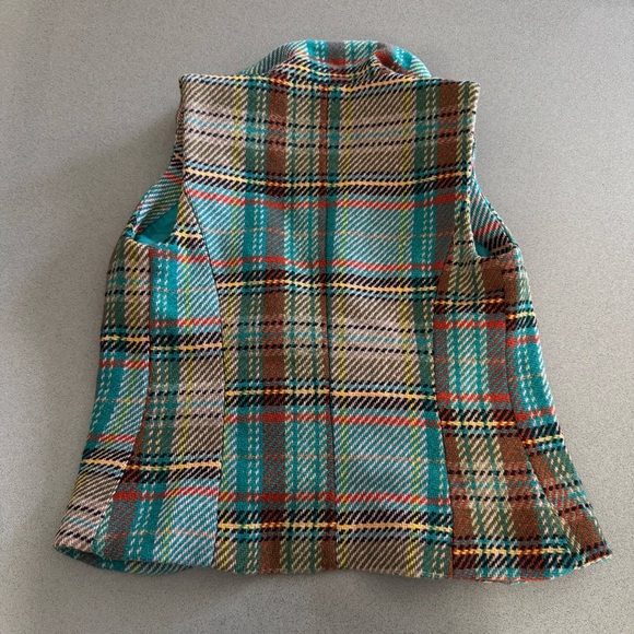 Tweed Vest - Picture 9 of 10